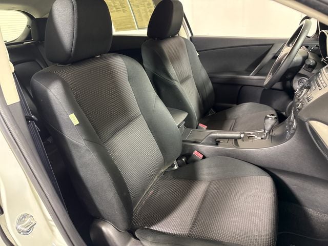2013 Mazda Mazda3 i Touring