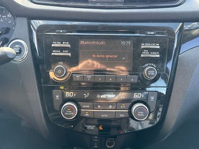 2017 Nissan Rogue Sport SV