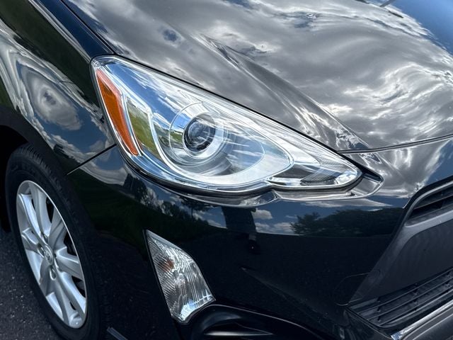 2017 Toyota Prius c Two