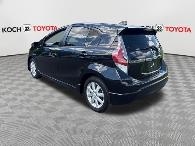 2017 Toyota Prius c Two