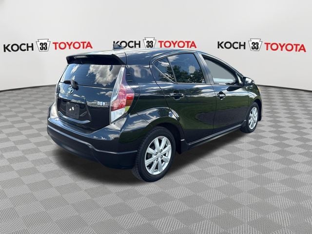 2017 Toyota Prius c Two