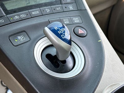 2010 Toyota Prius III