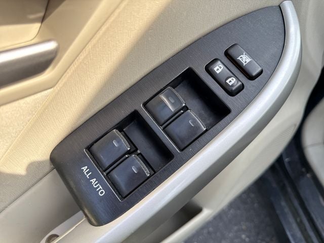 2014 Toyota Prius Two