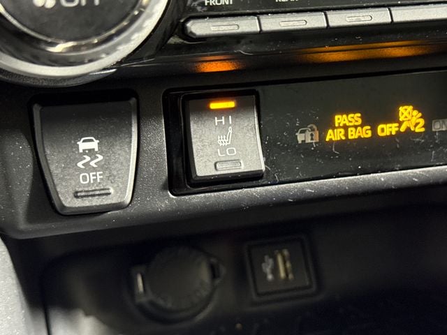 2025 Toyota RAV4 Hybrid XLE Premium