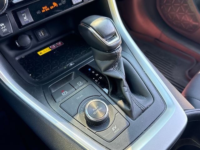 2023 Toyota RAV4 Hybrid XLE Premium