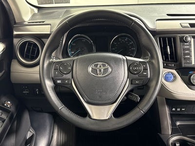 2018 Toyota RAV4 Hybrid XLE