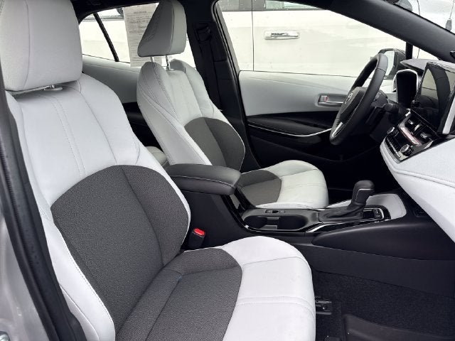 2025 Toyota Corolla Hatchback XSE