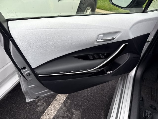 2025 Toyota Corolla Hatchback XSE