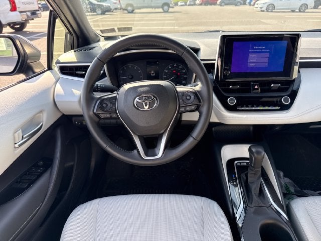 2025 Toyota Corolla Hatchback SE