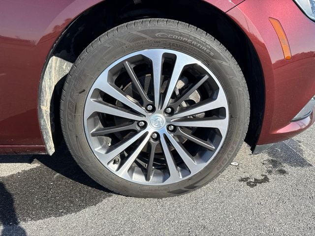 2018 Buick Regal Essence