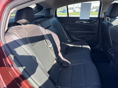 2018 Buick Regal Essence