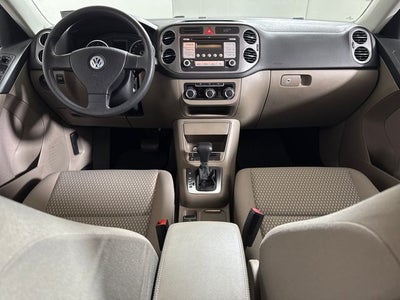 2010 Volkswagen Tiguan SE 4Motion