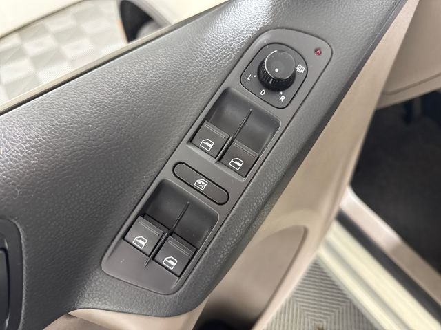 2010 Volkswagen Tiguan SE 4Motion