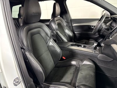 2019 Volvo XC90 T5 R-Design
